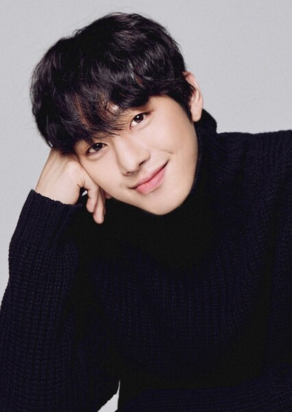 Ahn Hyo-seop photo