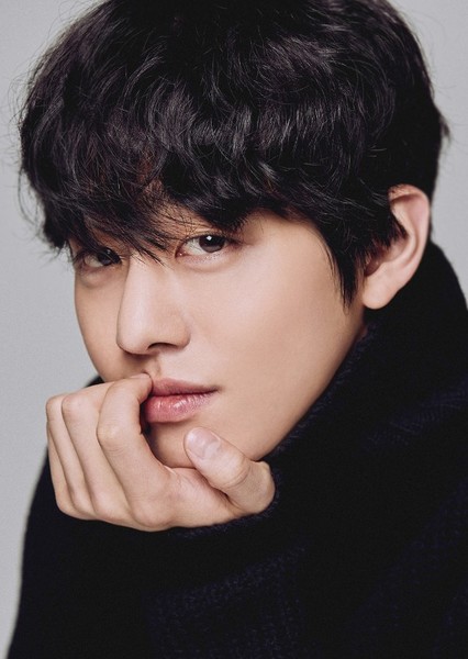 Ahn Hyo-seop photo