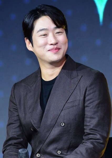 Ahn Jae-hong photo