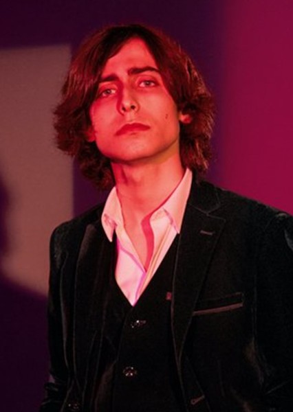 Aidan Gallagher photo