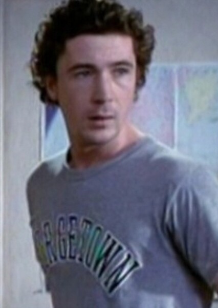 Aidan Gillen photo