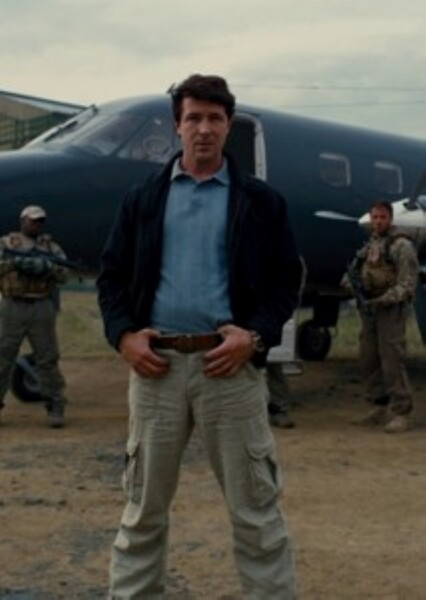 Aidan Gillen photo
