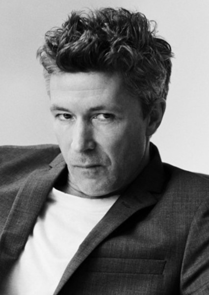 Aidan Gillen photo