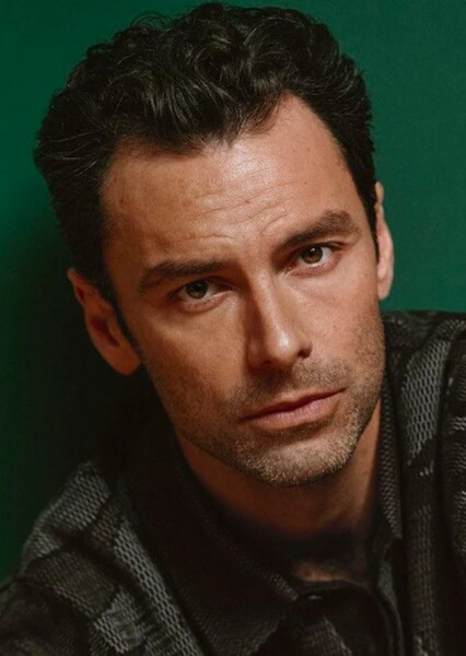 Aidan Turner photo