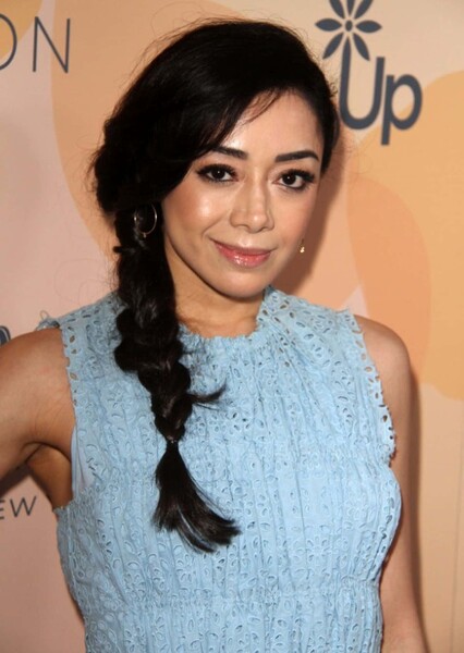 Aimee Garcia photo