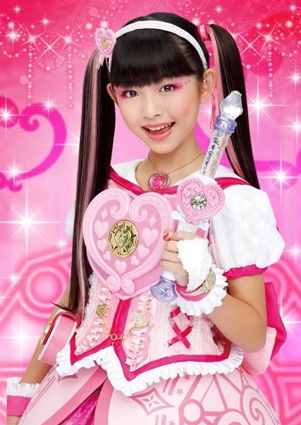 Aino Momoka
