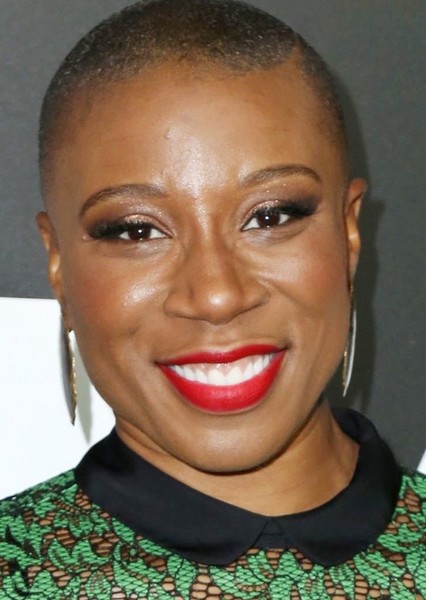 Aisha Hinds photo