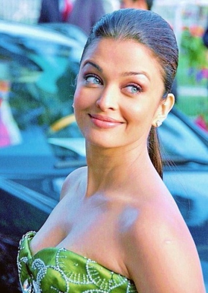 Aishwarya Rai Bachchan photo