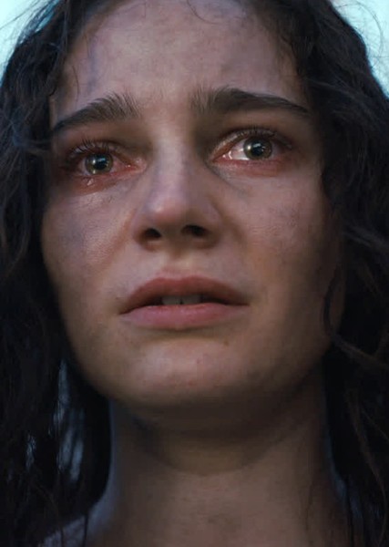 Aisling Franciosi photo