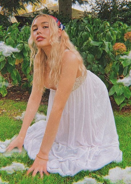 AJ Clementine photo