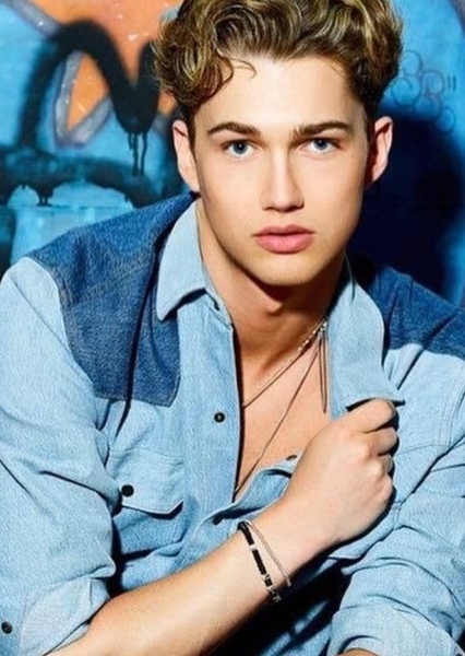 AJ Pritchard photo