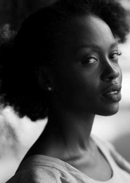 Akosia Sabet photo