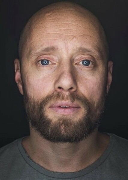 Aksel Hennie photo
