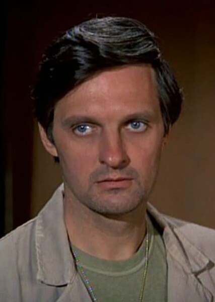 Alan Alda photo