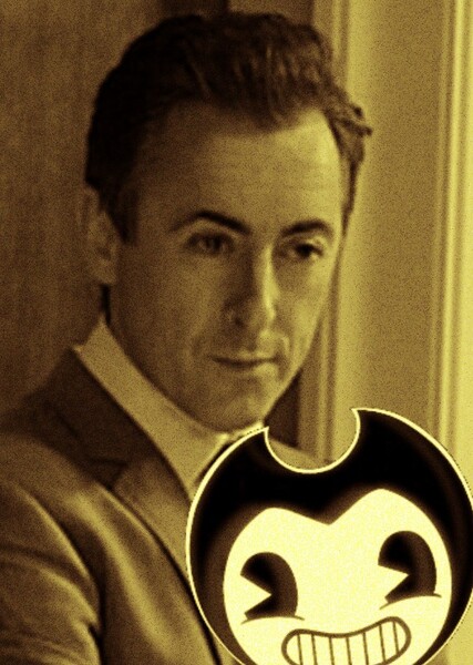 Alan Cumming photo