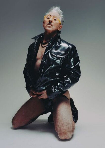 Alan Cumming photo