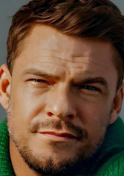 Alan Ritchson photo