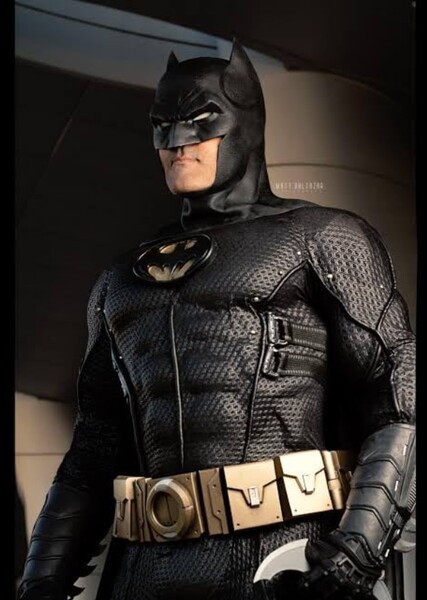 Alan Ritchson photo