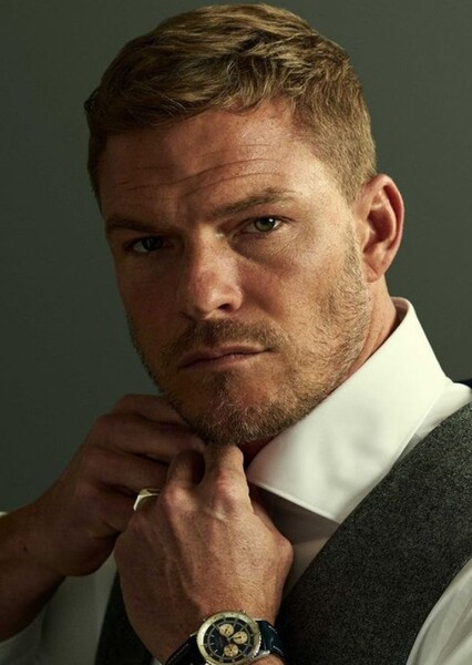 Alan Ritchson photo