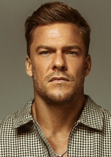 Alan Ritchson photo