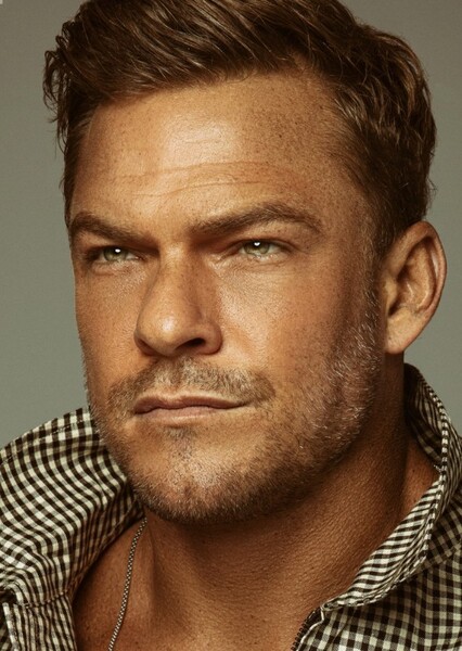 Alan Ritchson photo