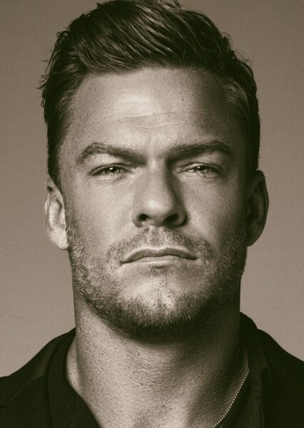 Alan Ritchson photo
