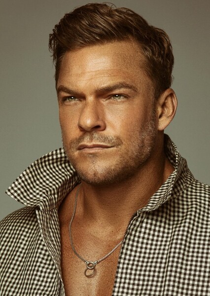 Alan Ritchson photo