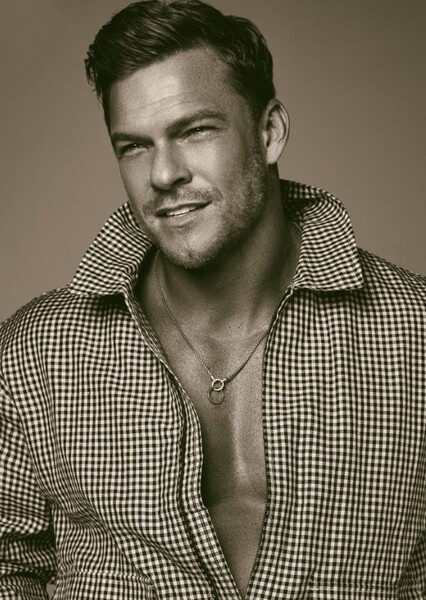 Alan Ritchson photo