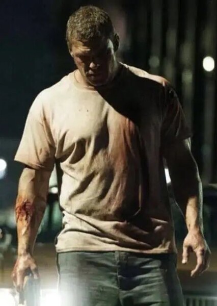 Alan Ritchson photo
