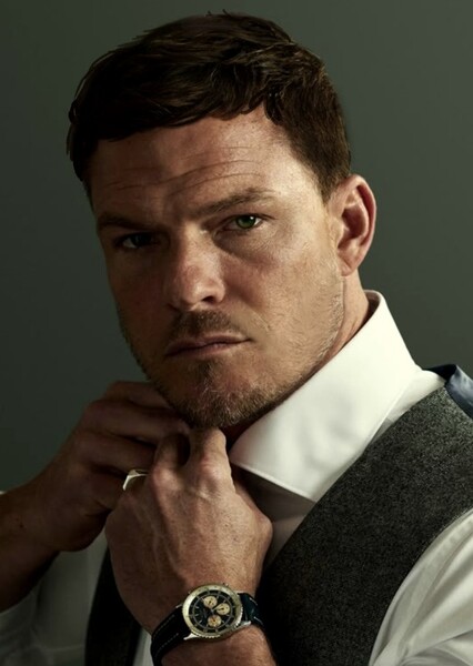 Alan Ritchson photo
