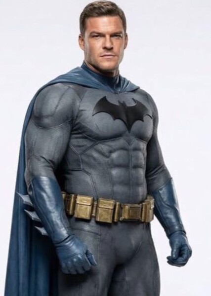 Alan Ritchson photo