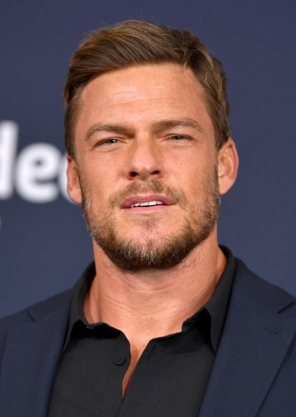 Alan Ritchson photo