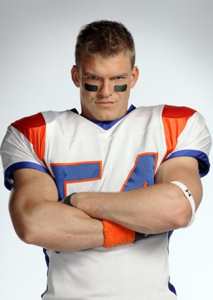 Alan Ritchson photo
