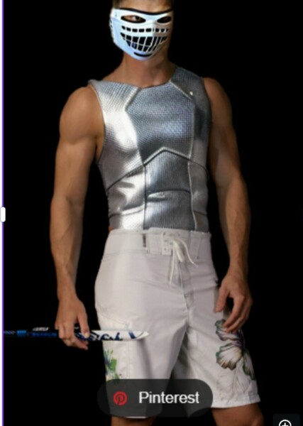 Alan Ritchson photo