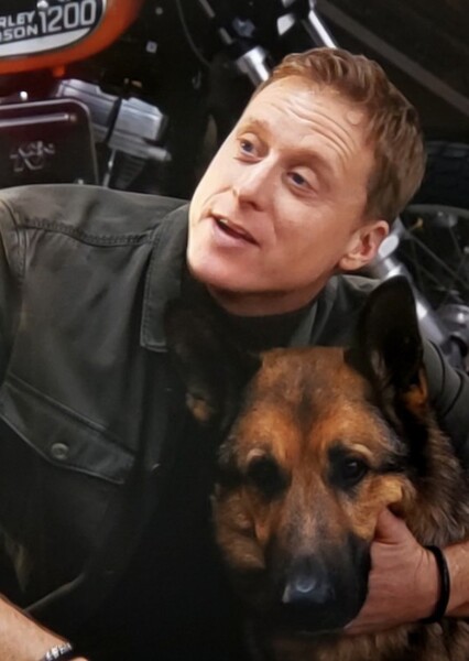 Alan Tudyk photo