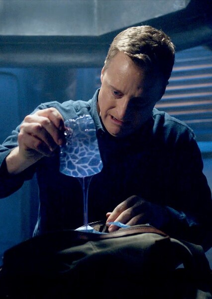 Alan Tudyk photo