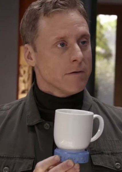 Alan Tudyk photo