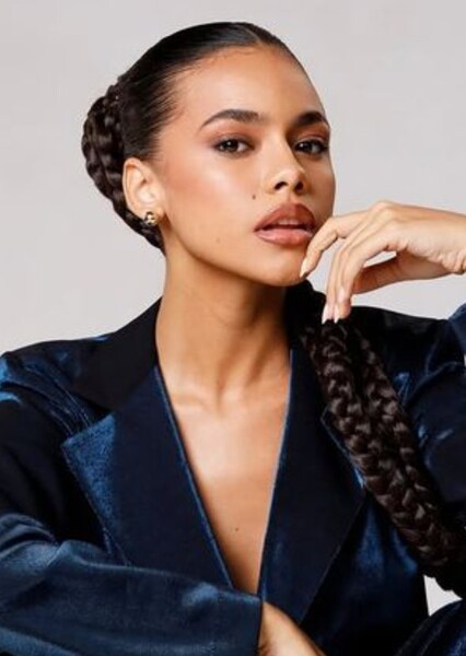 Alana Cabral photo
