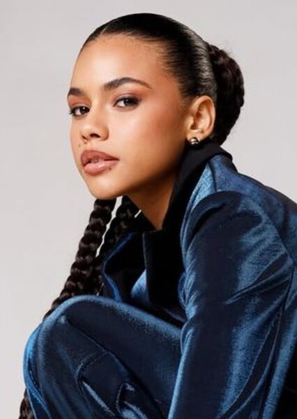 Alana Cabral photo