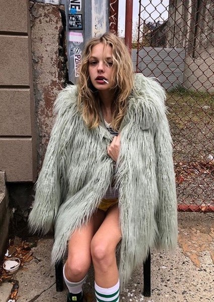 Alana Champion photo