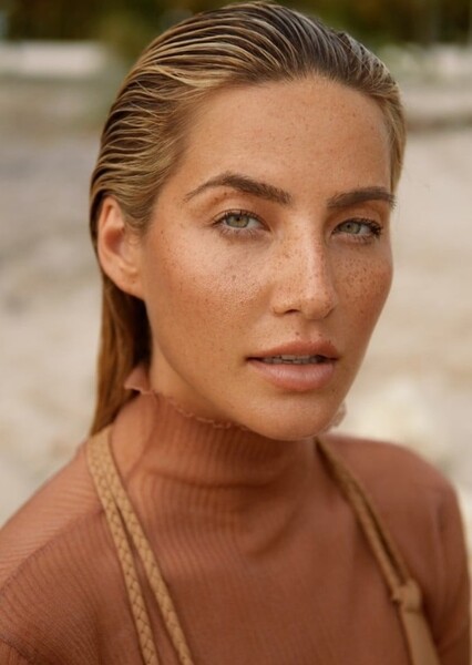 Alana Greszata photo