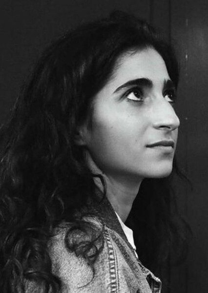 Alba Flores