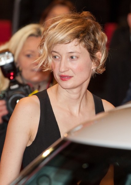 Alba Rohrwacher photo