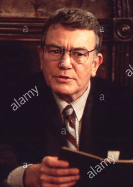 Albert Finney photo
