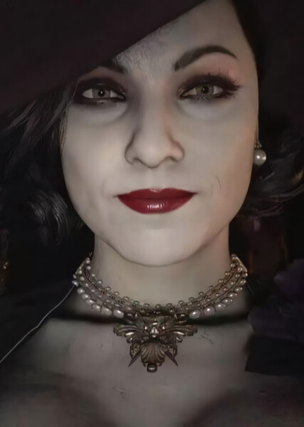 Alcina Dimitrescu photo