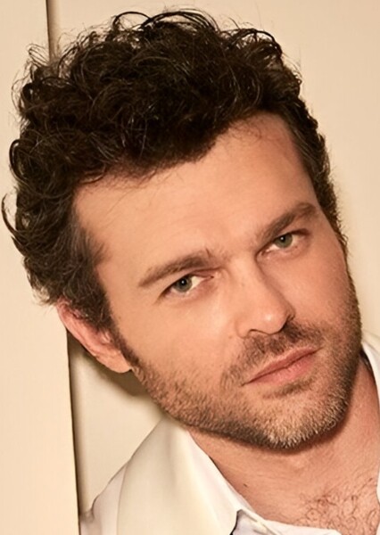 Alden Ehrenreich photo