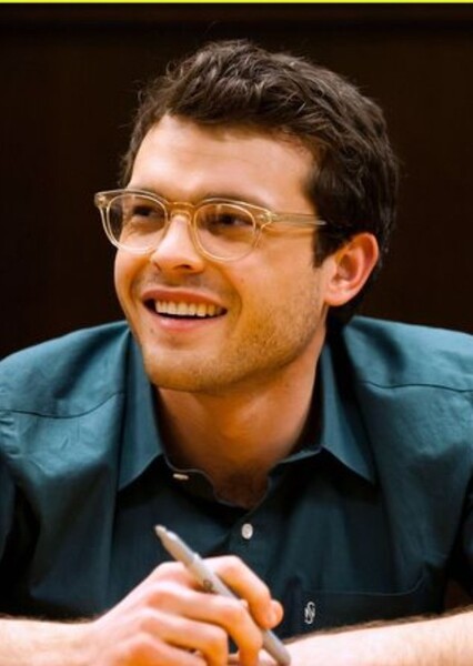 Alden Ehrenreich photo