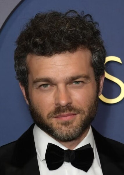 Alden Ehrenreich photo