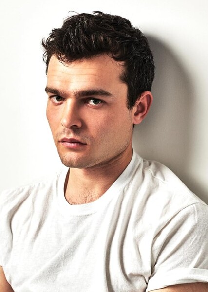 Alden Ehrenreich