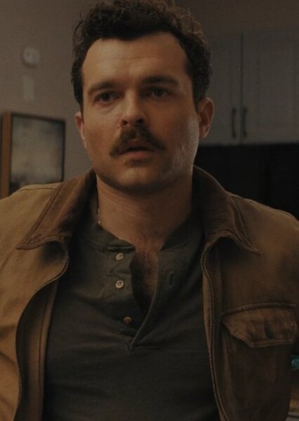 Alden Ehrenreich photo